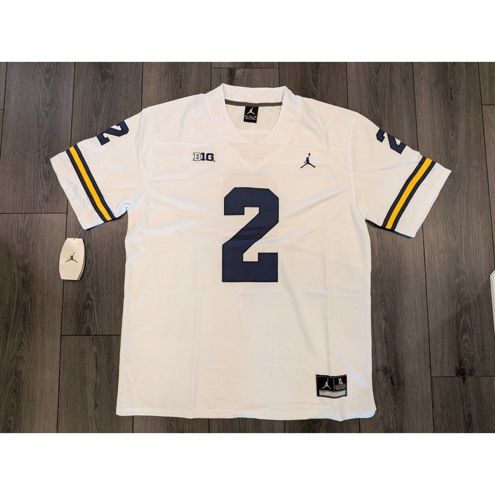 Blake Corum #2 Michigan Wolverines White Football Jersey Men's XL